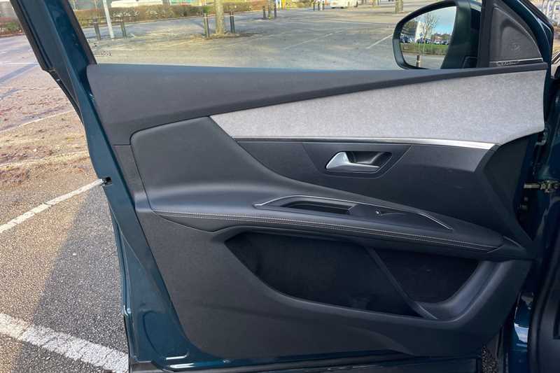 Used Peugeot 3008 2021 for sale - 77471740: Photo 26