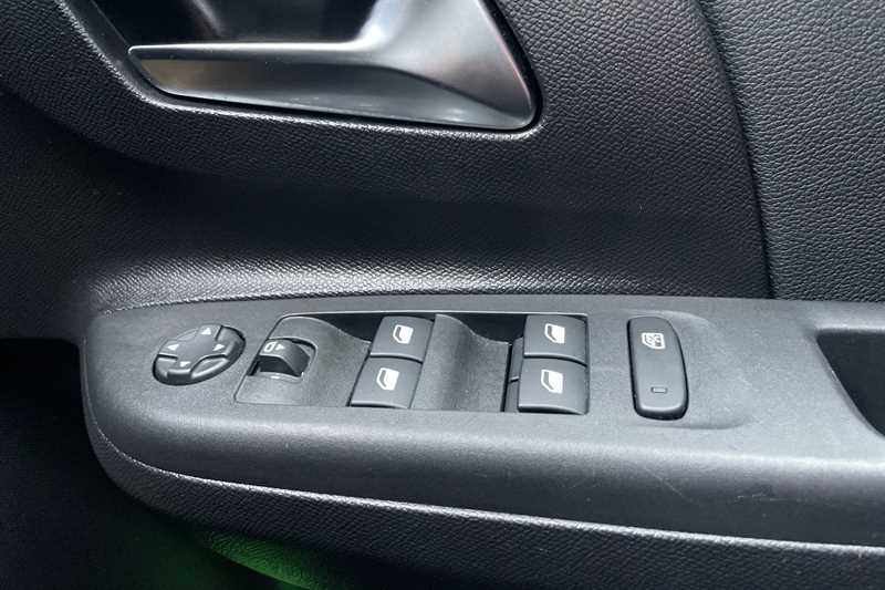 Used Vauxhall Corsa 2024 for sale - 77513577: Photo 16