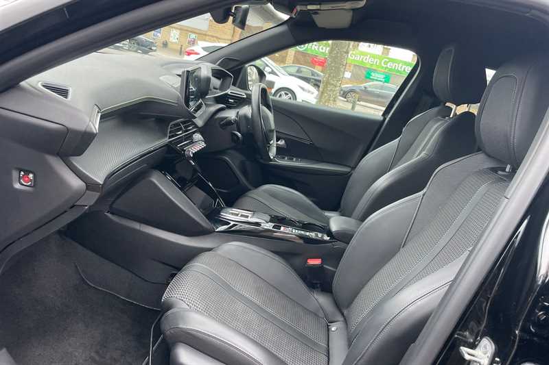 Used Peugeot 2008 2022 for sale - 77471268: Photo 28