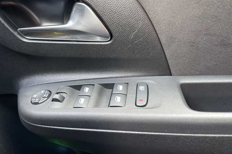 Used Vauxhall Corsa 2025 for sale - 76204162: Photo 16