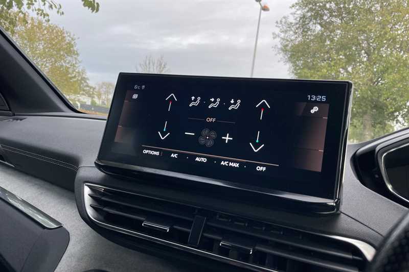 Used Peugeot 5008 2022 for sale - 77146087: Photo 17