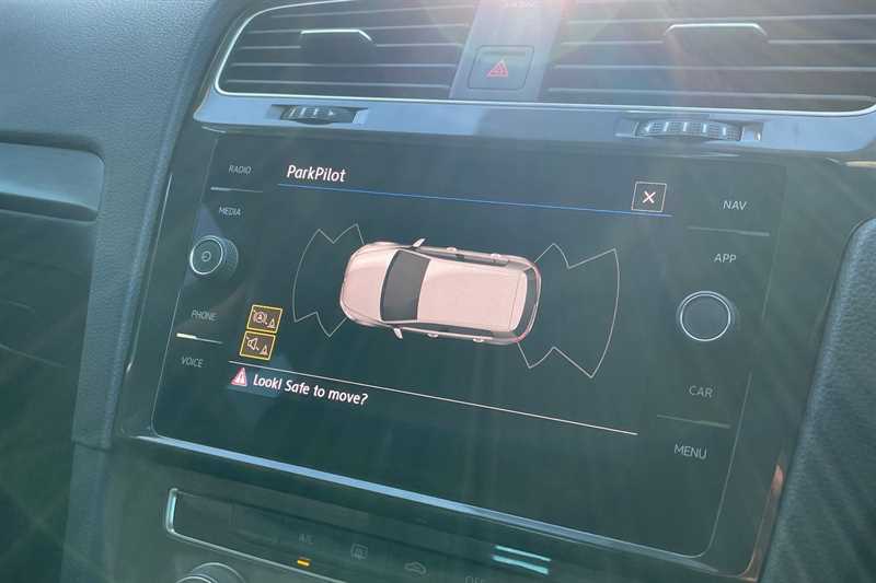 Used Volkswagen Golf 2019 for sale - 76773583: Photo 19