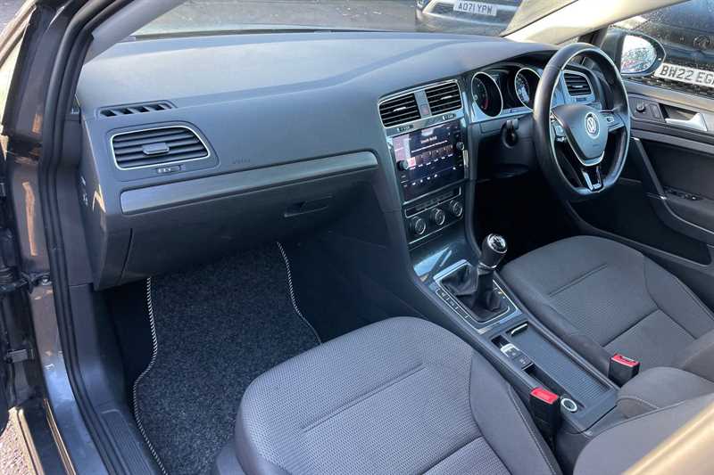 Used Volkswagen Golf 2019 for sale - 76773583: Photo 34