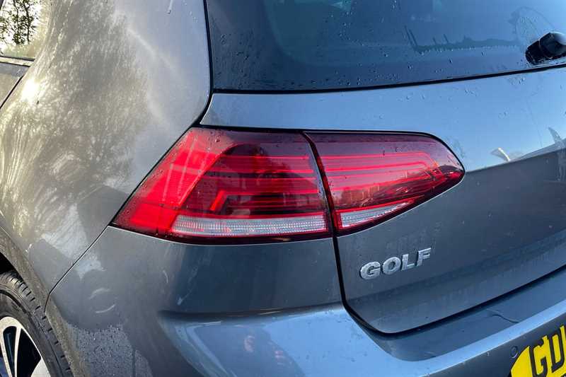 Used Volkswagen Golf 2019 for sale - 76773583: Photo 37