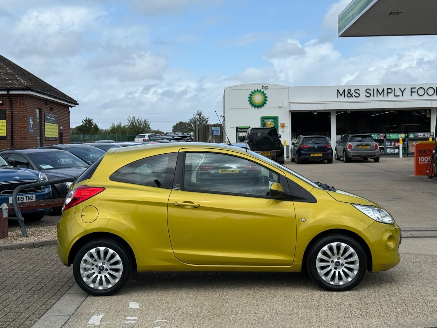 Used Ford Ka 2014 for sale - 76926940: Photo 3