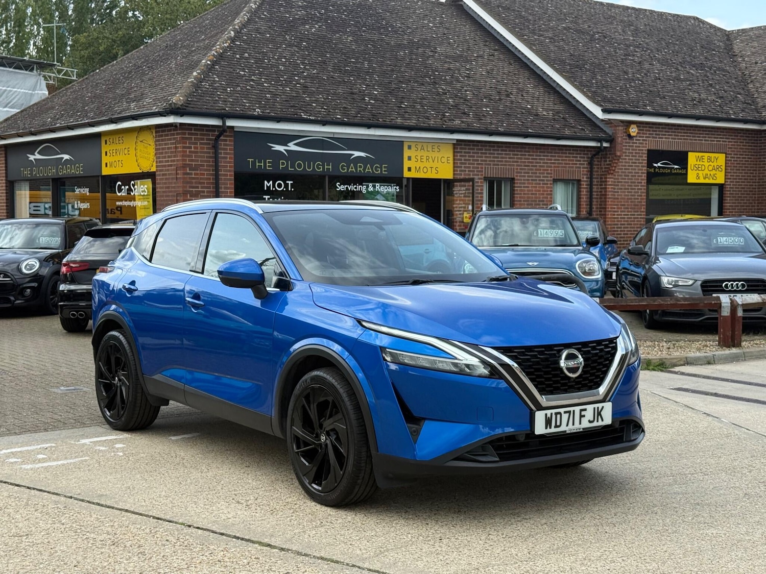 Used Nissan Qashqai for sale - 76992744: Photo 2