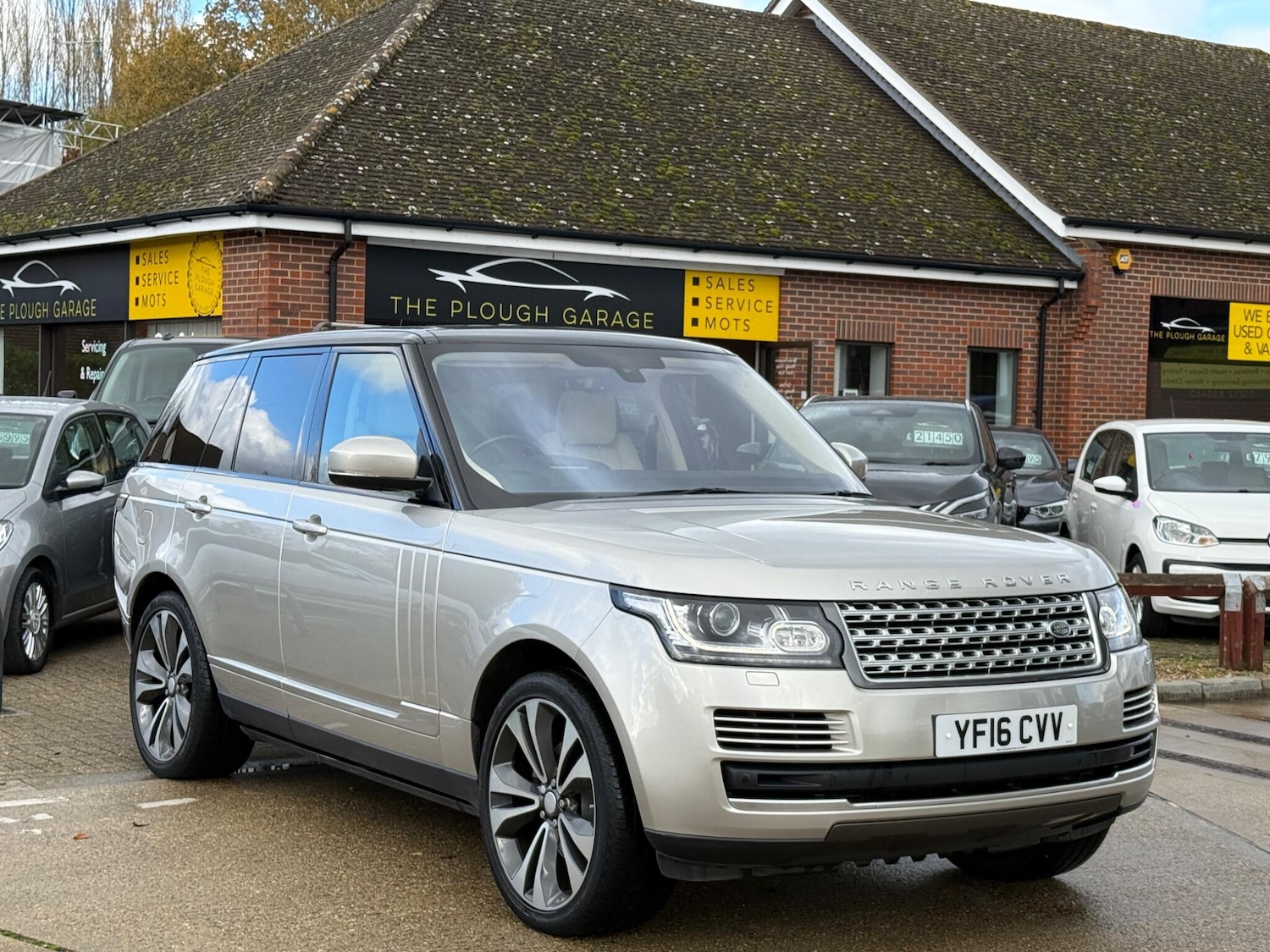 Used Land Rover Range Rover 2016 for sale - 76512573: Photo 2