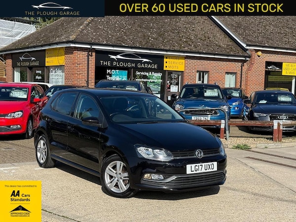 Used Volkswagen Polo 2017 for sale - 76020257: Photo 1