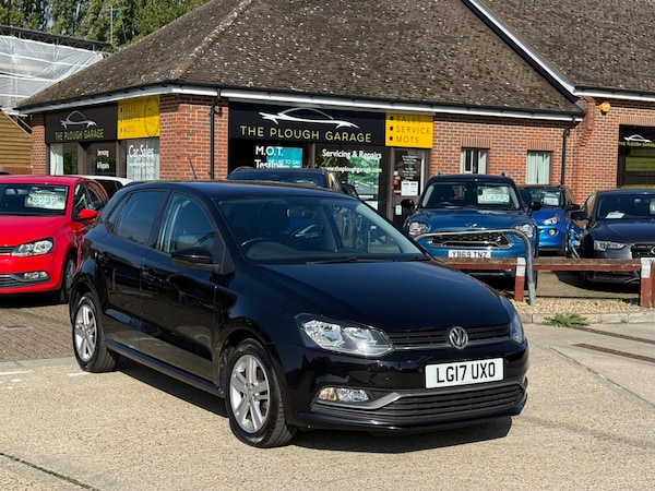 Used Volkswagen Polo 2017 for sale - 76020257: Photo 2