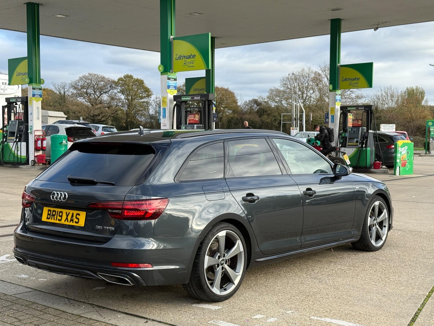 Used Audi A4 2019 for sale - 76645608: Photo 4