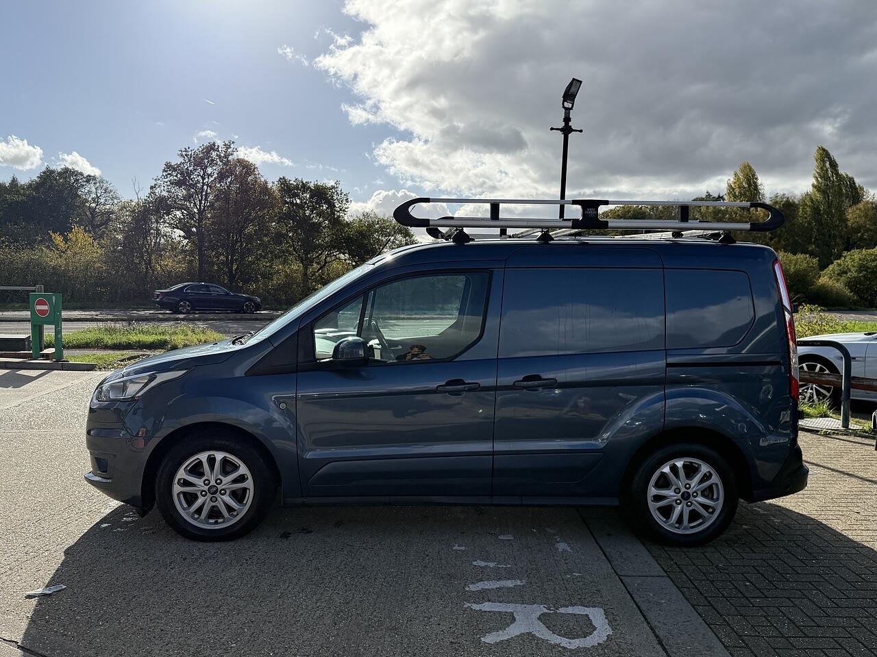Used Ford Transit Connect 2020 for sale - 76377490: Photo 11
