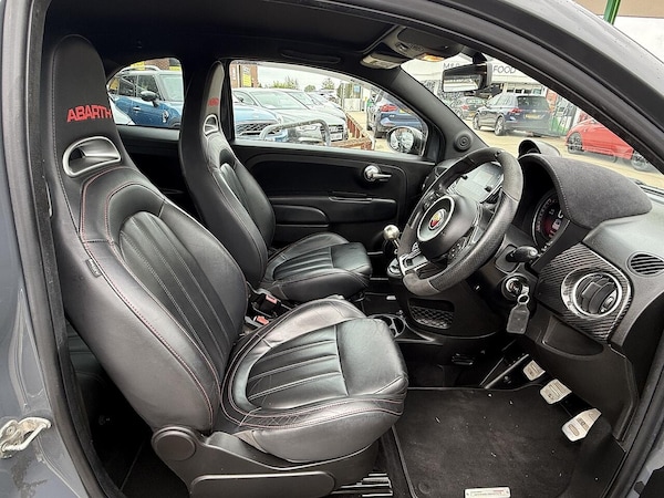 Used Abarth 695 2017 for sale - 76020456: Photo 25
