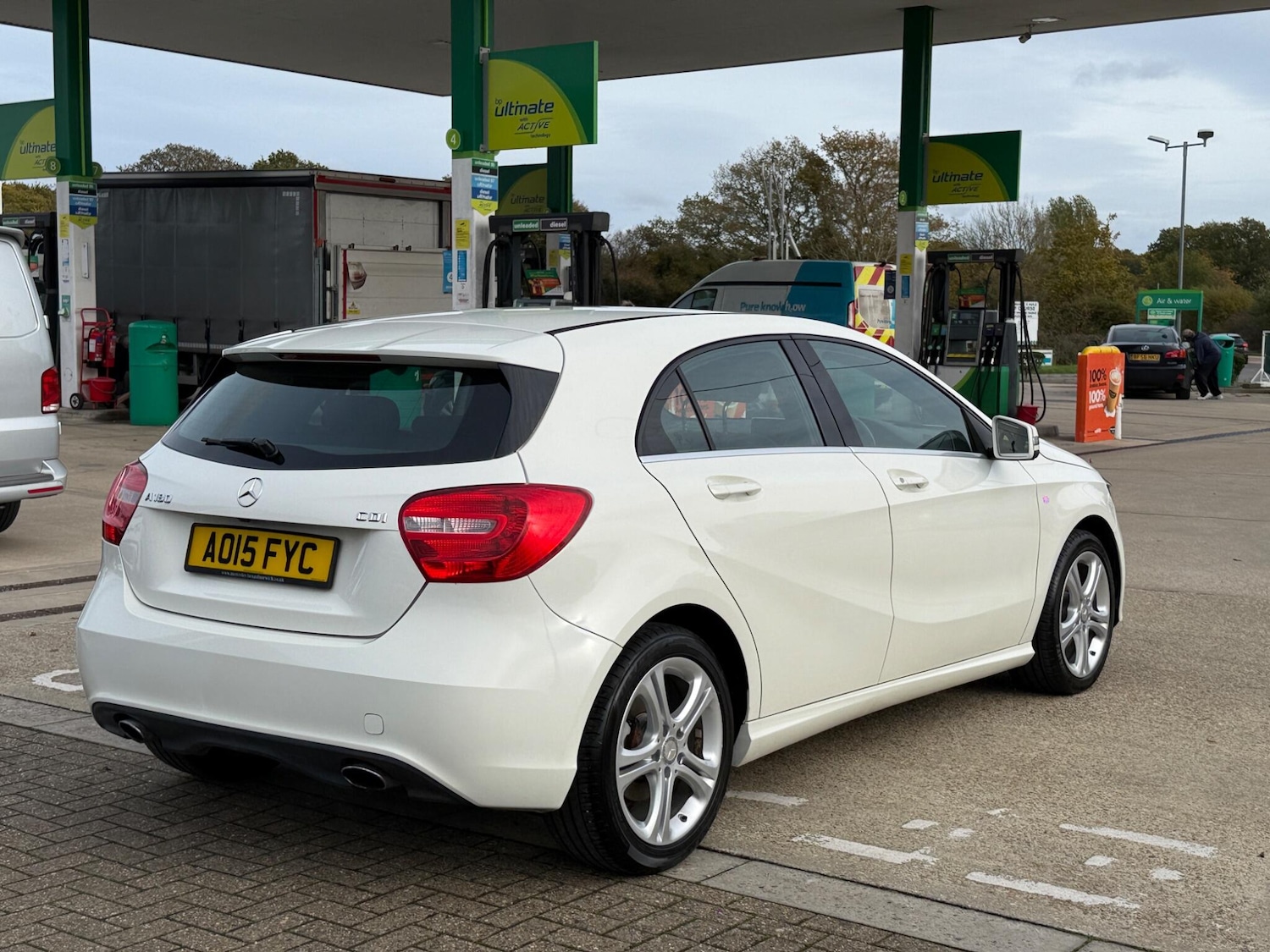 Used Mercedes-Benz A-Class 2015 for sale - 76424747: Photo 4