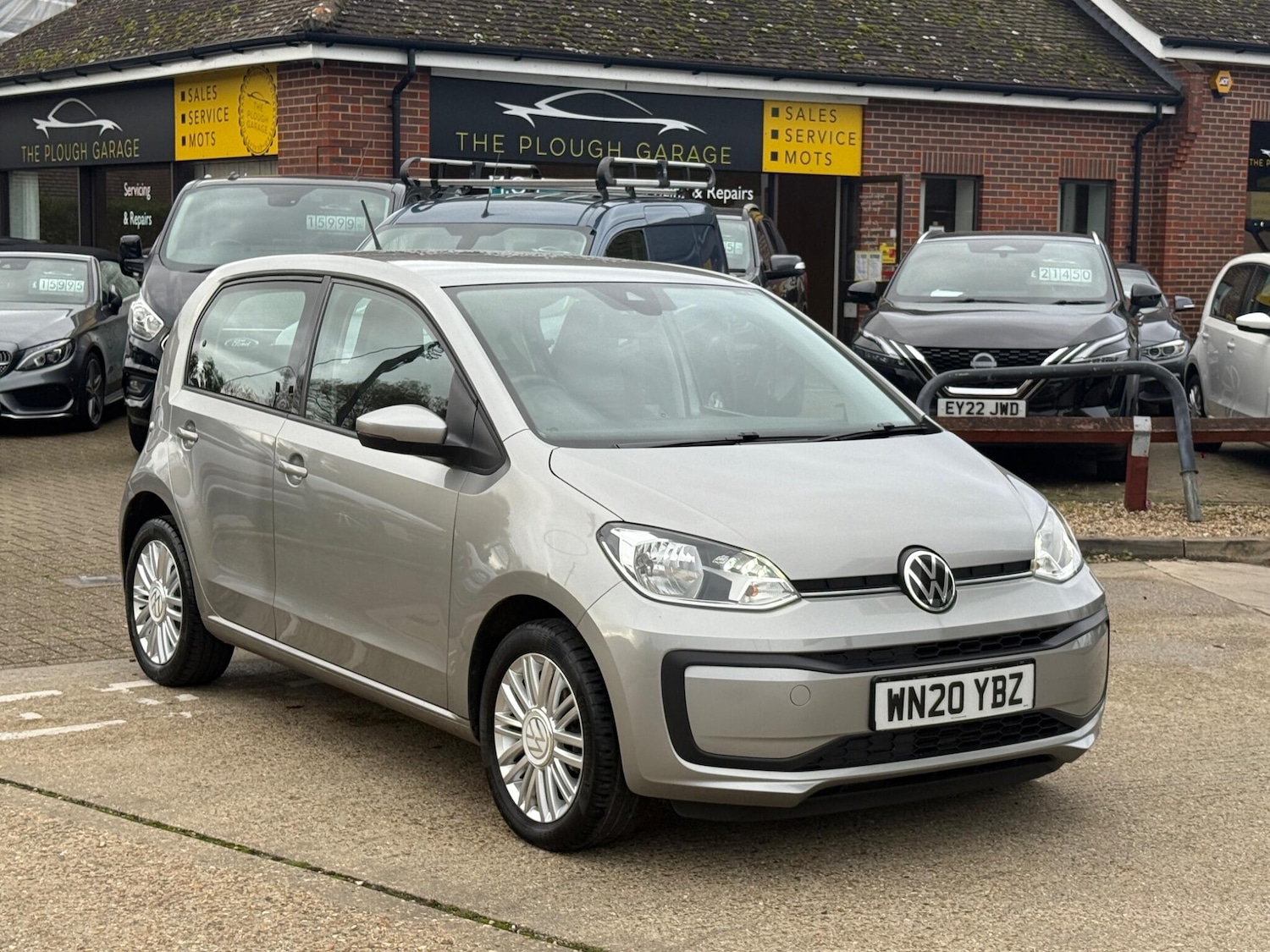 Used Volkswagen up! 2020 for sale - 76521655: Photo 2