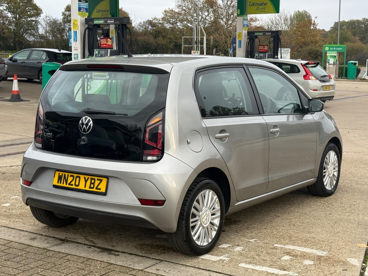 Used Volkswagen up! 2020 for sale - 76521655: Photo 4