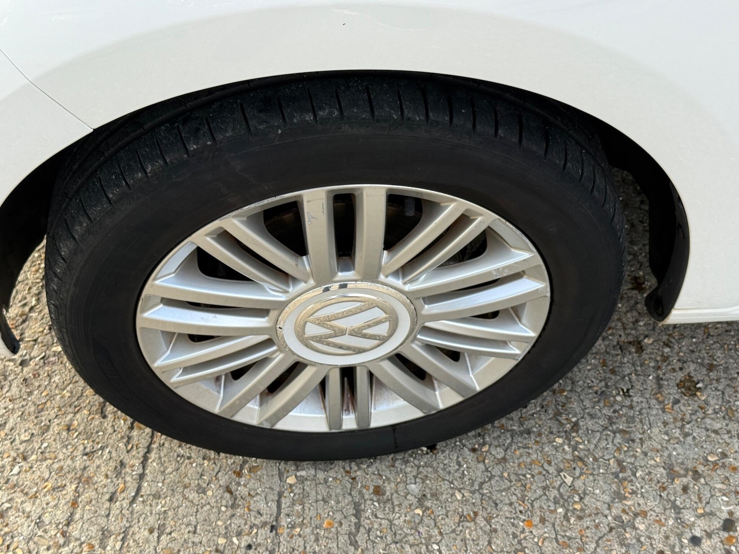 Used Volkswagen up! 2017 for sale - 76632636: Photo 13