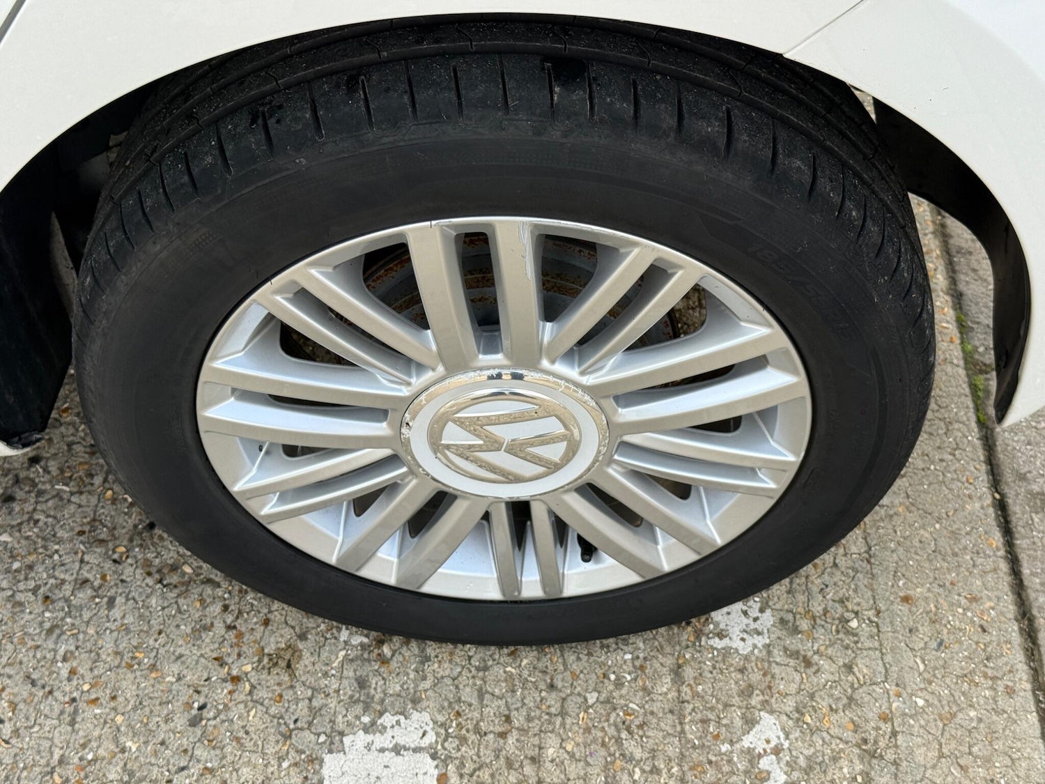 Used Volkswagen up! 2017 for sale - 76632636: Photo 15