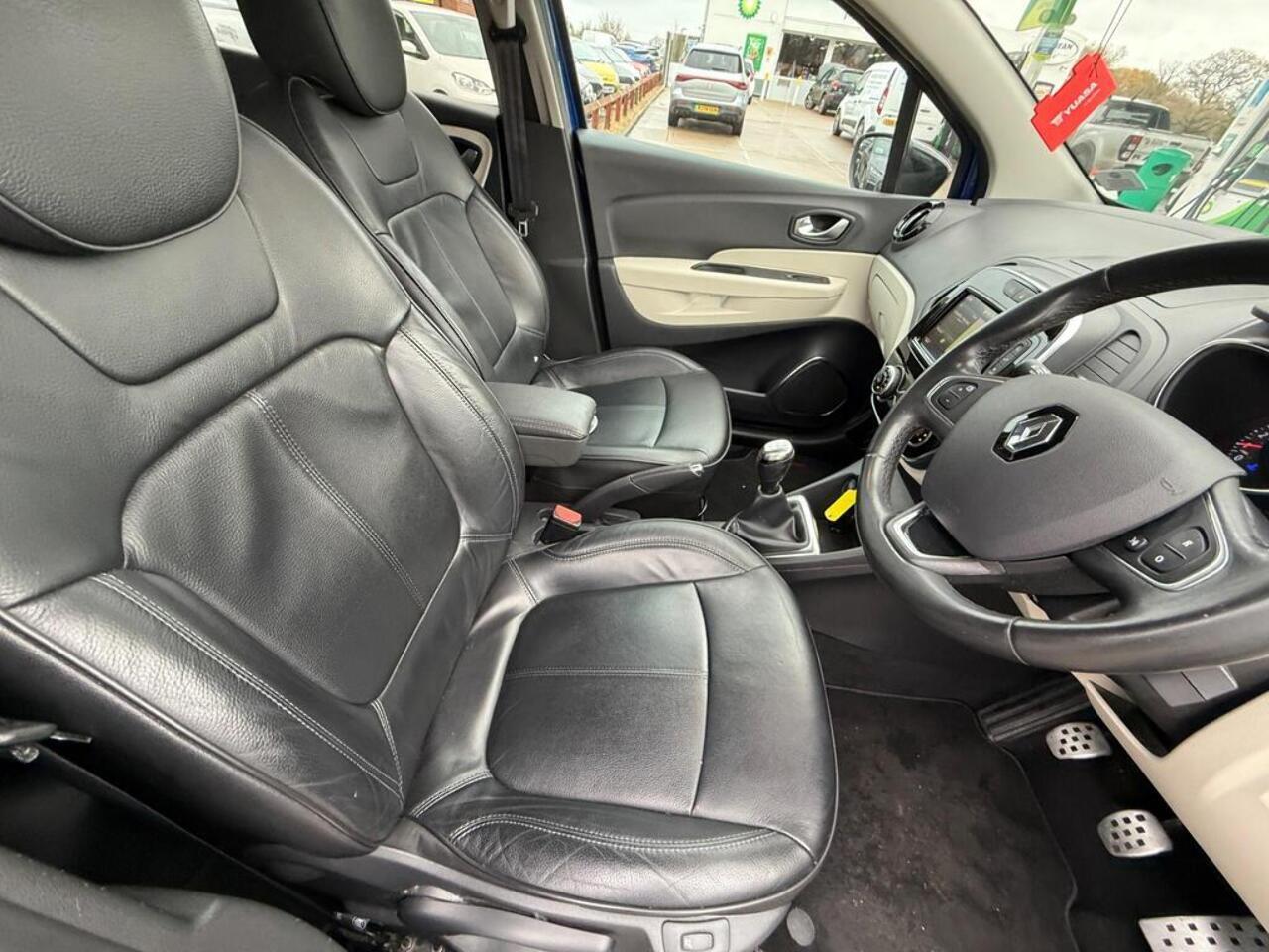 Used Renault Captur 2019 for sale - 76743223: Photo 29