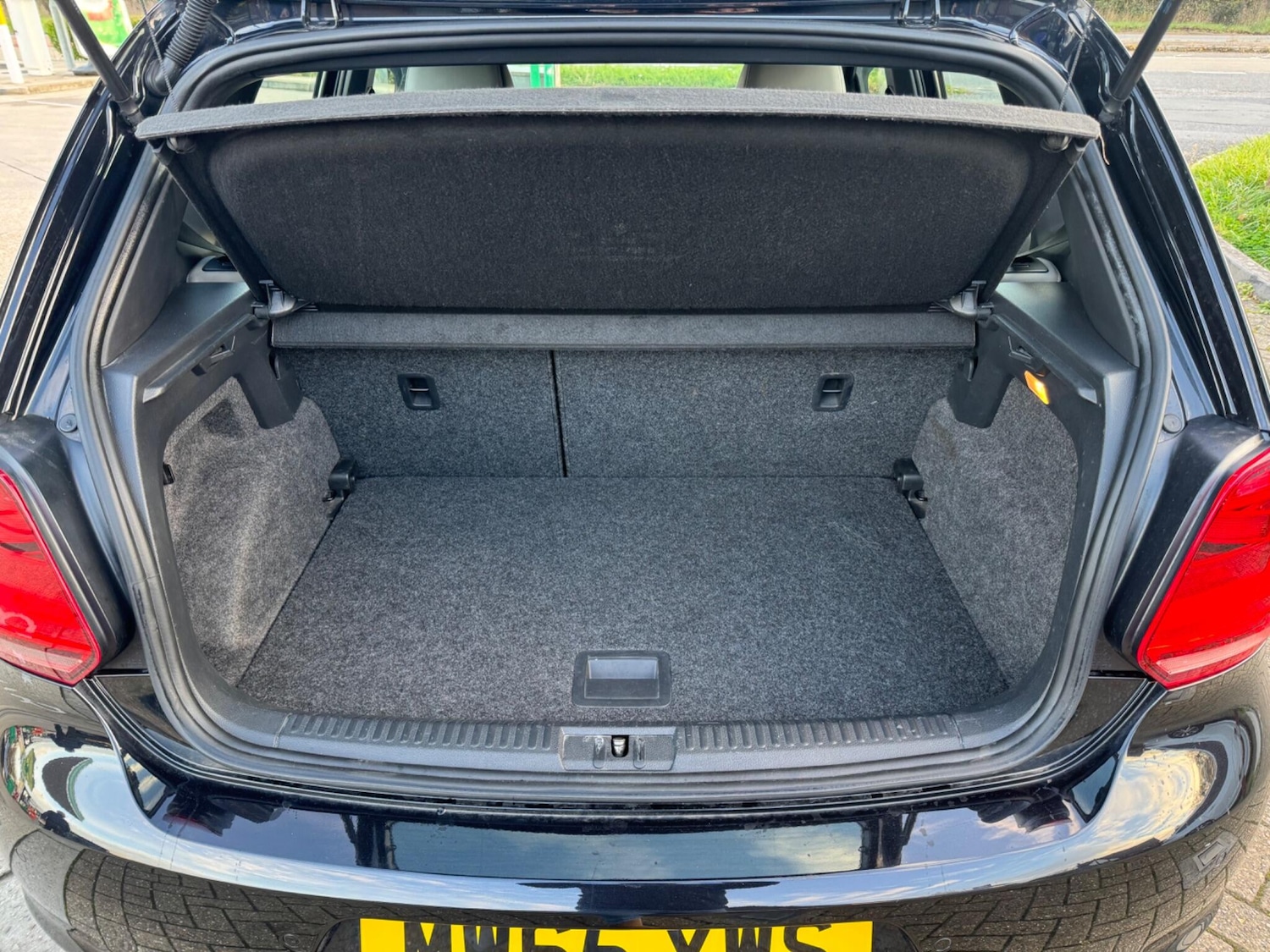 Used Volkswagen Polo 2015 for sale - 76485728: Photo 24