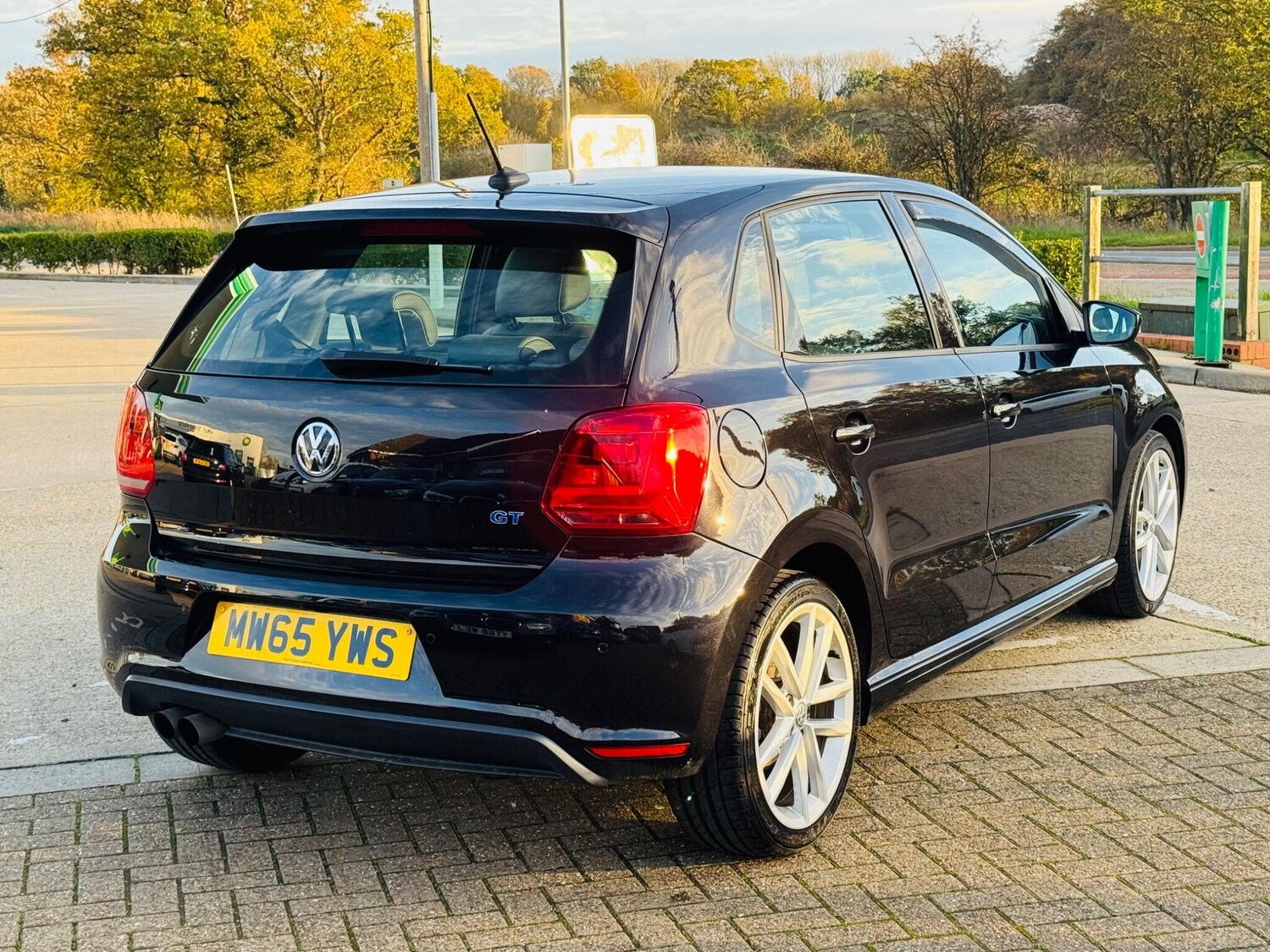 Used Volkswagen Polo 2015 for sale - 76485728: Photo 7