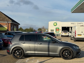 Used Volkswagen Golf 2018 for sale - 76227219: Photo
