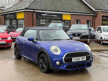 Used MINI Convertible 2019 for sale - 76689964: Photo