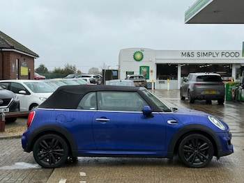 Used MINI Convertible 2019 for sale - 76689964: Photo