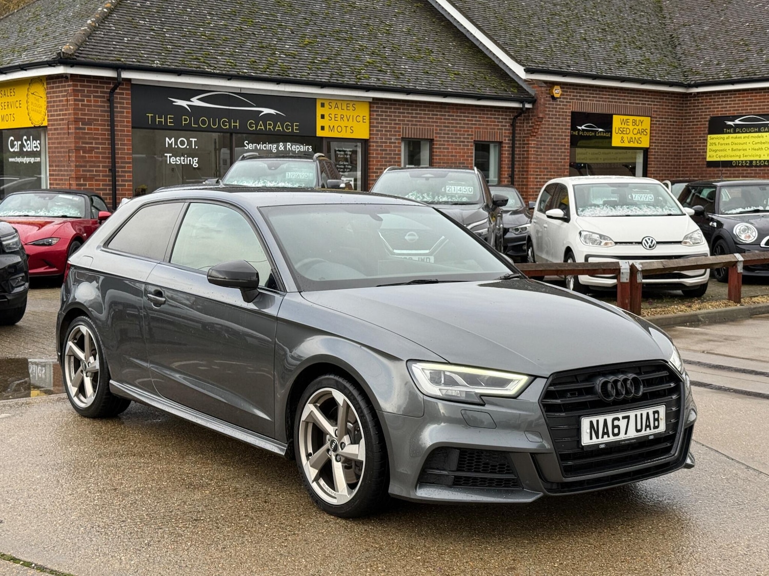 Used Audi A3 2017 for sale - 76990671: Photo 2