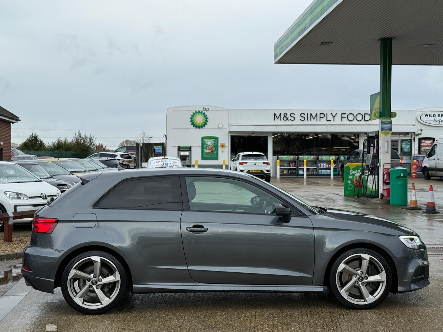 Used Audi A3 2017 for sale - 76990671: Photo 3