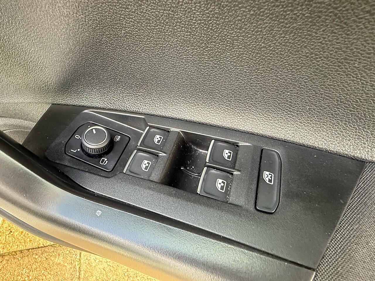 Used Volkswagen Polo 2023 for sale - 77230434: Photo 29