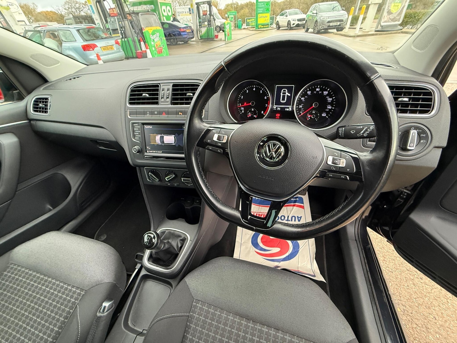 Used Volkswagen Polo 2017 for sale - 76714183: Photo 16