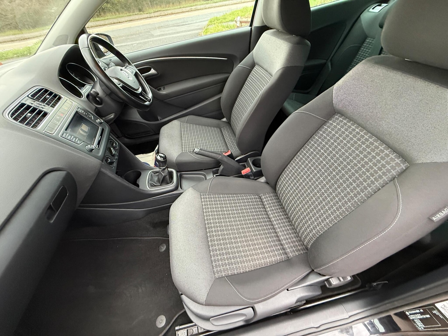 Used Volkswagen Polo 2017 for sale - 76714183: Photo 19