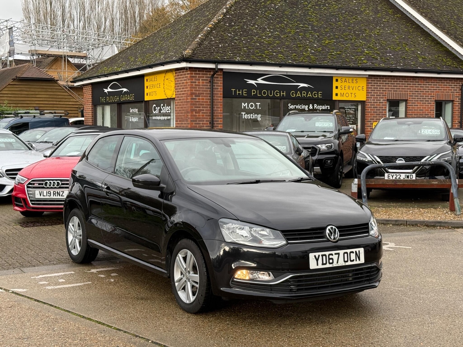 Used Volkswagen Polo 2017 for sale - 76714183: Photo 2