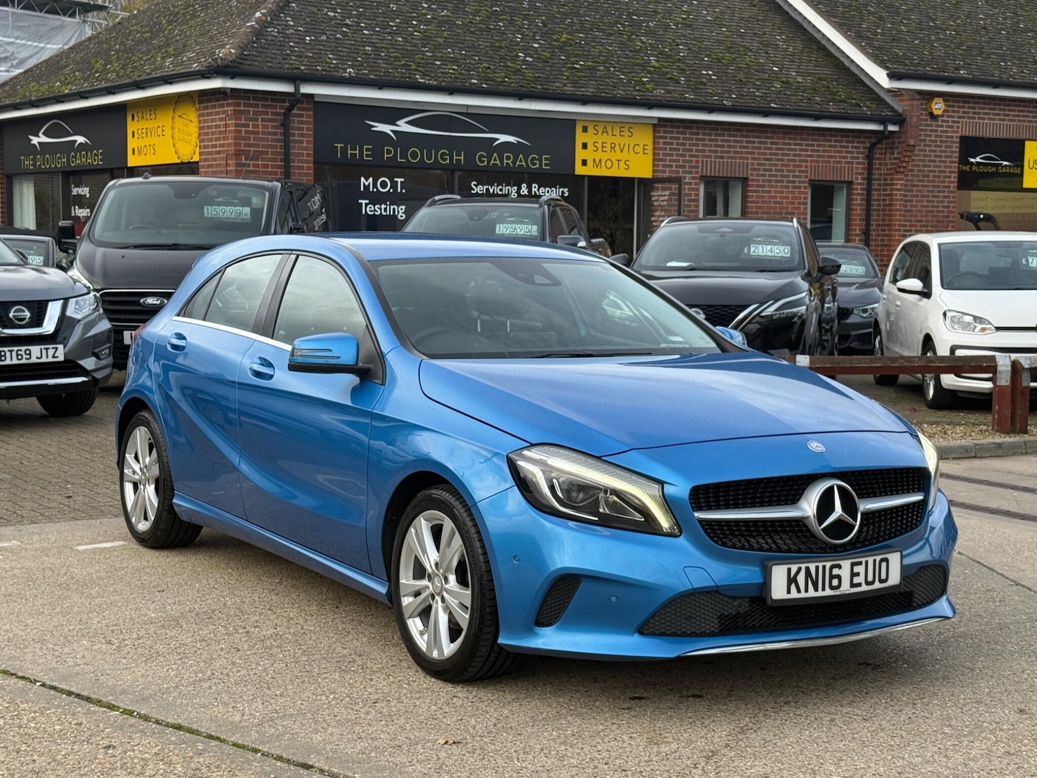 Used Mercedes-Benz A-Class 2016 for sale - 76993091: Photo 2