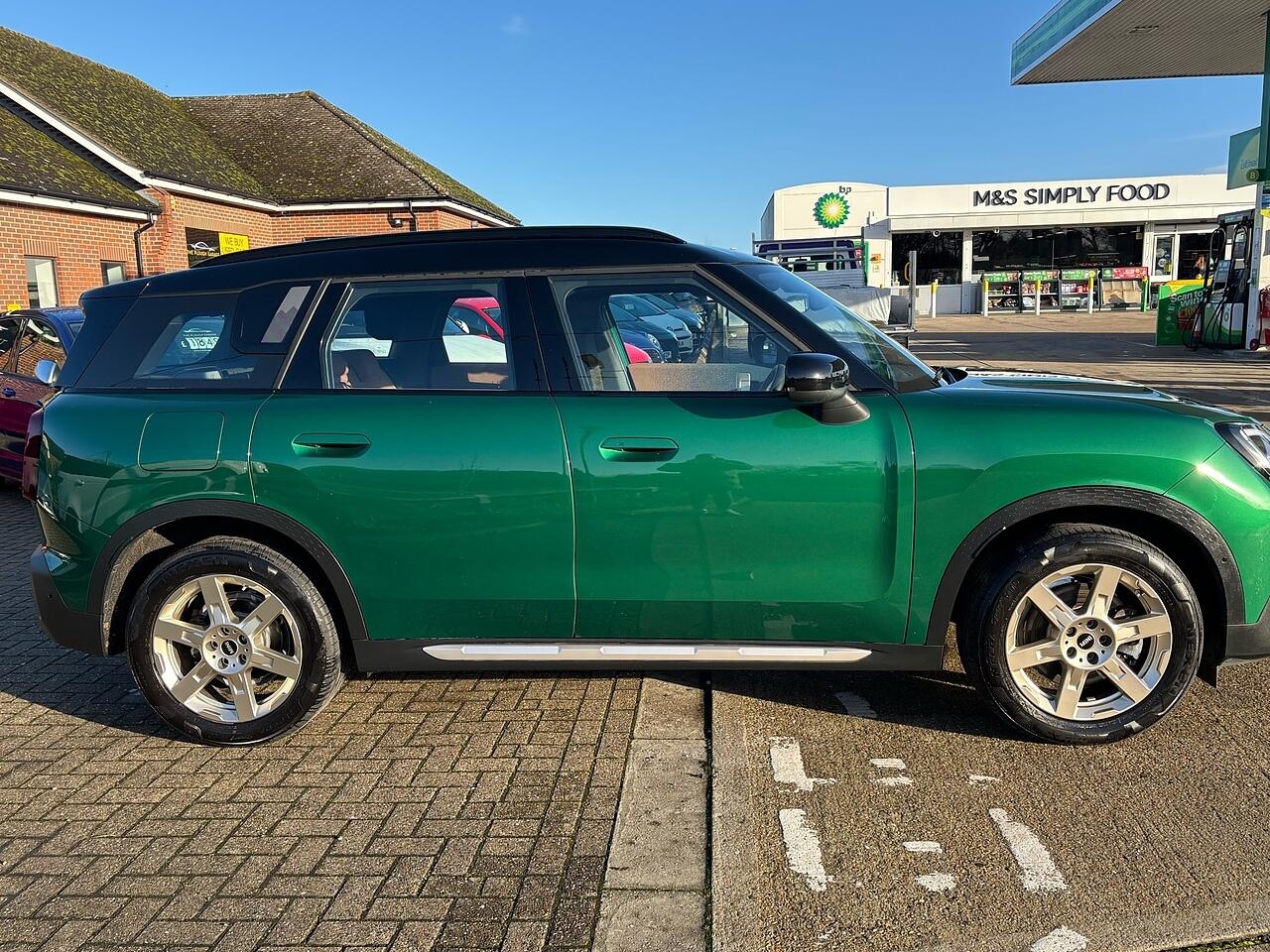 Used MINI Countryman 2024 for sale - 77015251: Photo 2