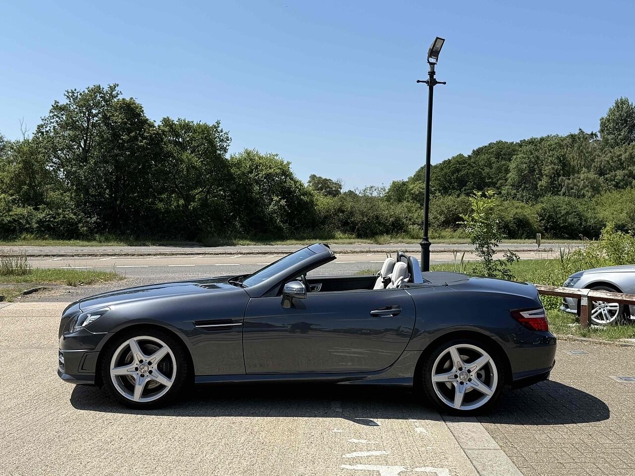 Used Mercedes-Benz SLK 2015 for sale - 76240078: Photo 6