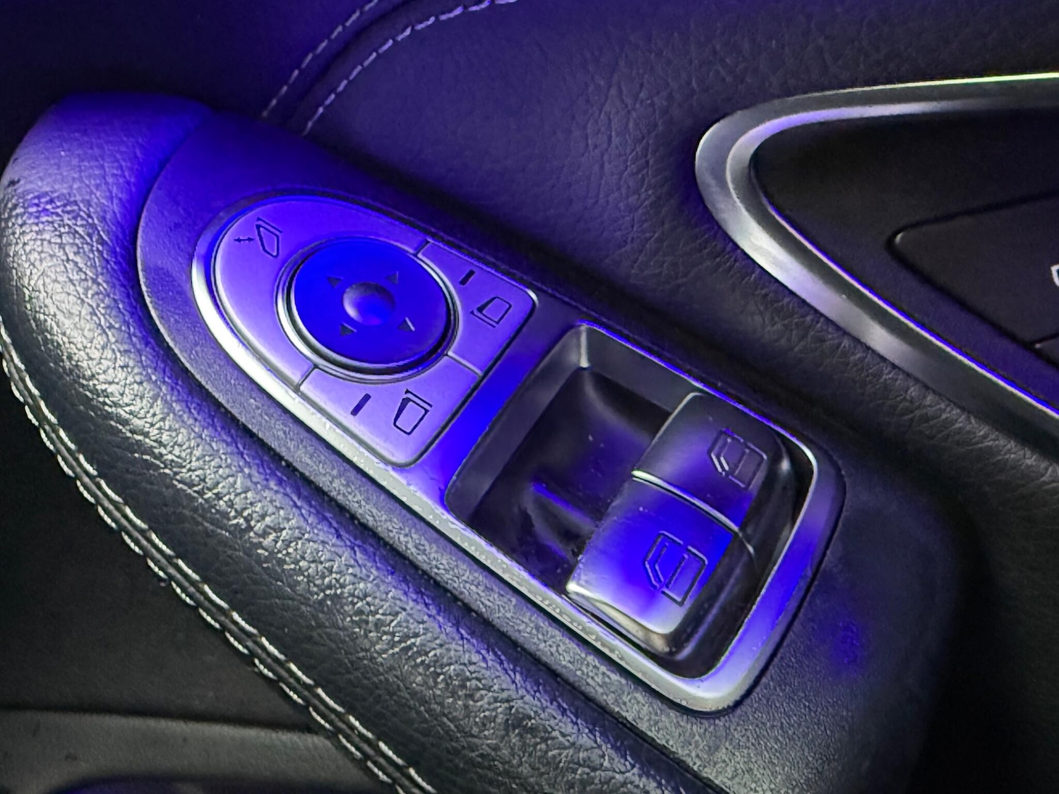 Used Mercedes-Benz C Class 2018 for sale - 76689971: Photo 20