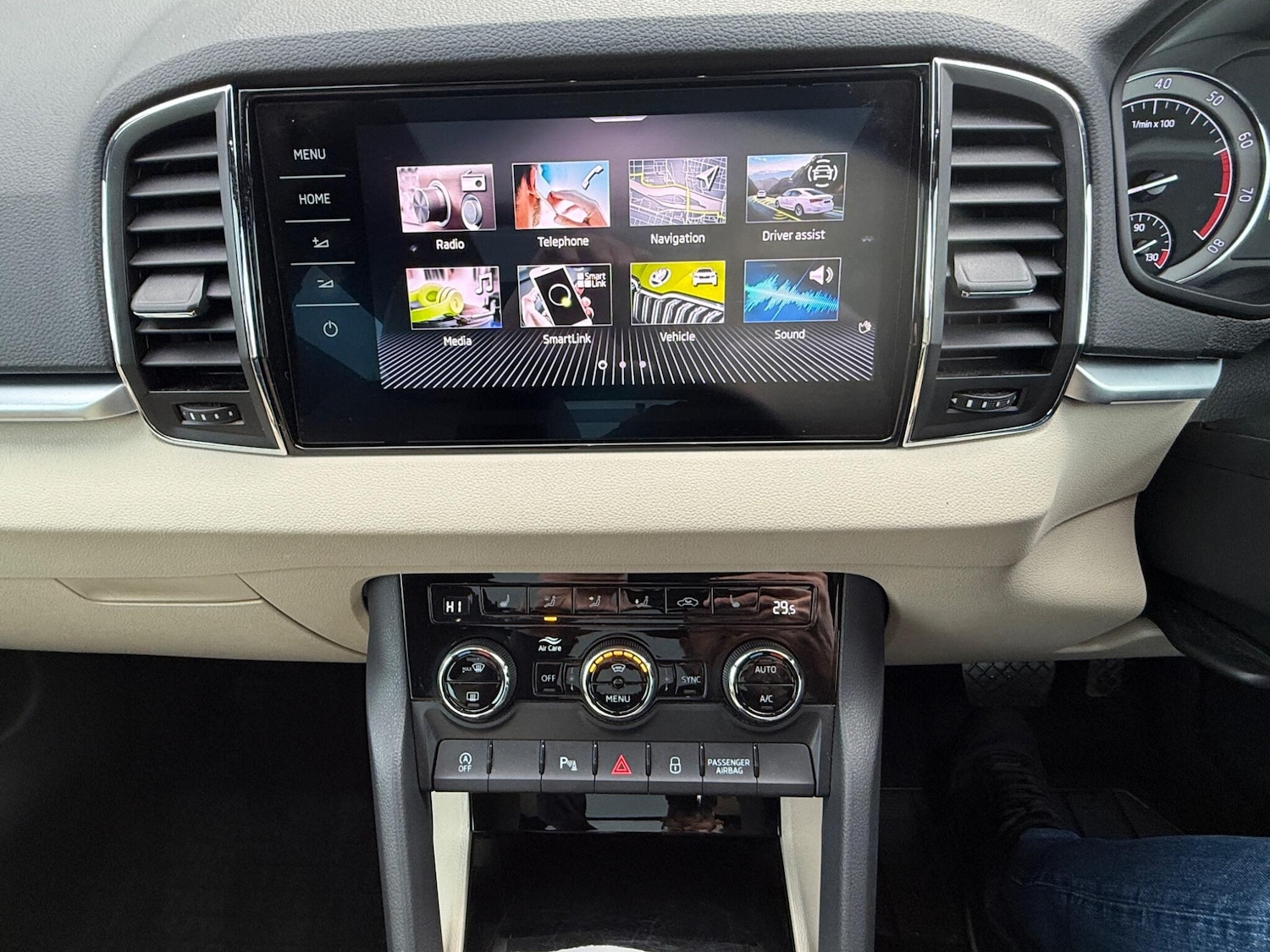 Used Skoda Karoq 2021 for sale - 76644632: Photo 22