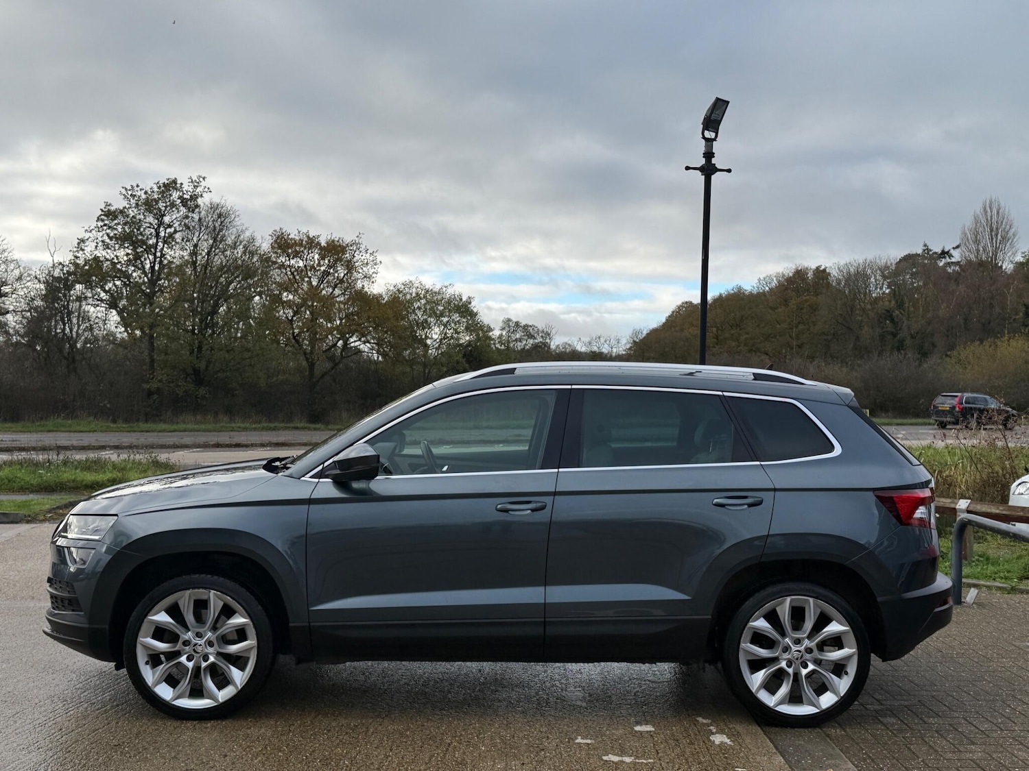 Used Skoda Karoq 2021 for sale - 76644632: Photo 8