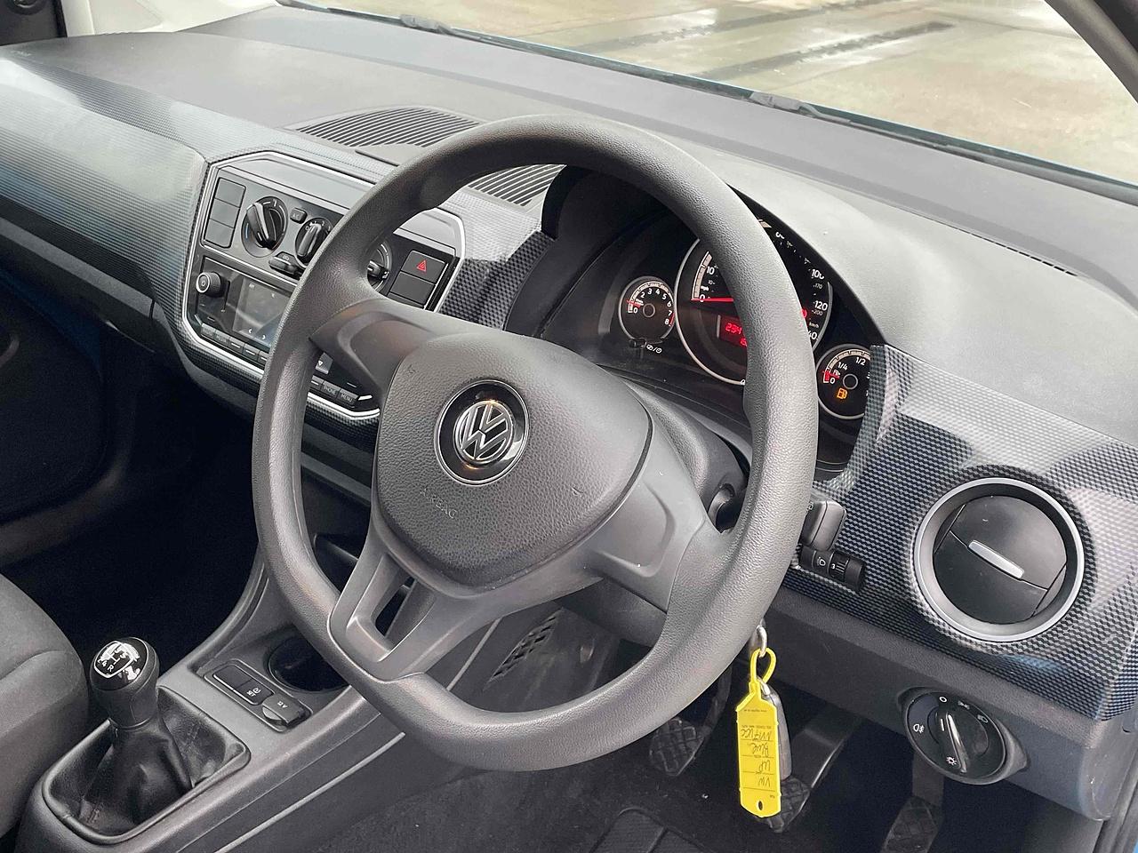 Used Volkswagen up! 2017 for sale - 75883918: Photo 25