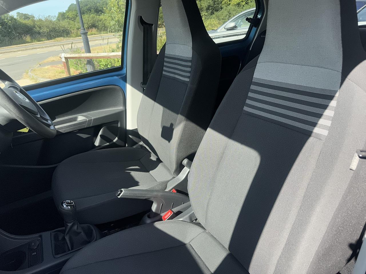 Used Volkswagen up! 2017 for sale - 75883918: Photo 28