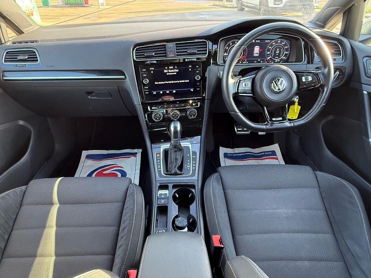 Used Volkswagen Golf 2017 for sale - 77081290: Photo 27