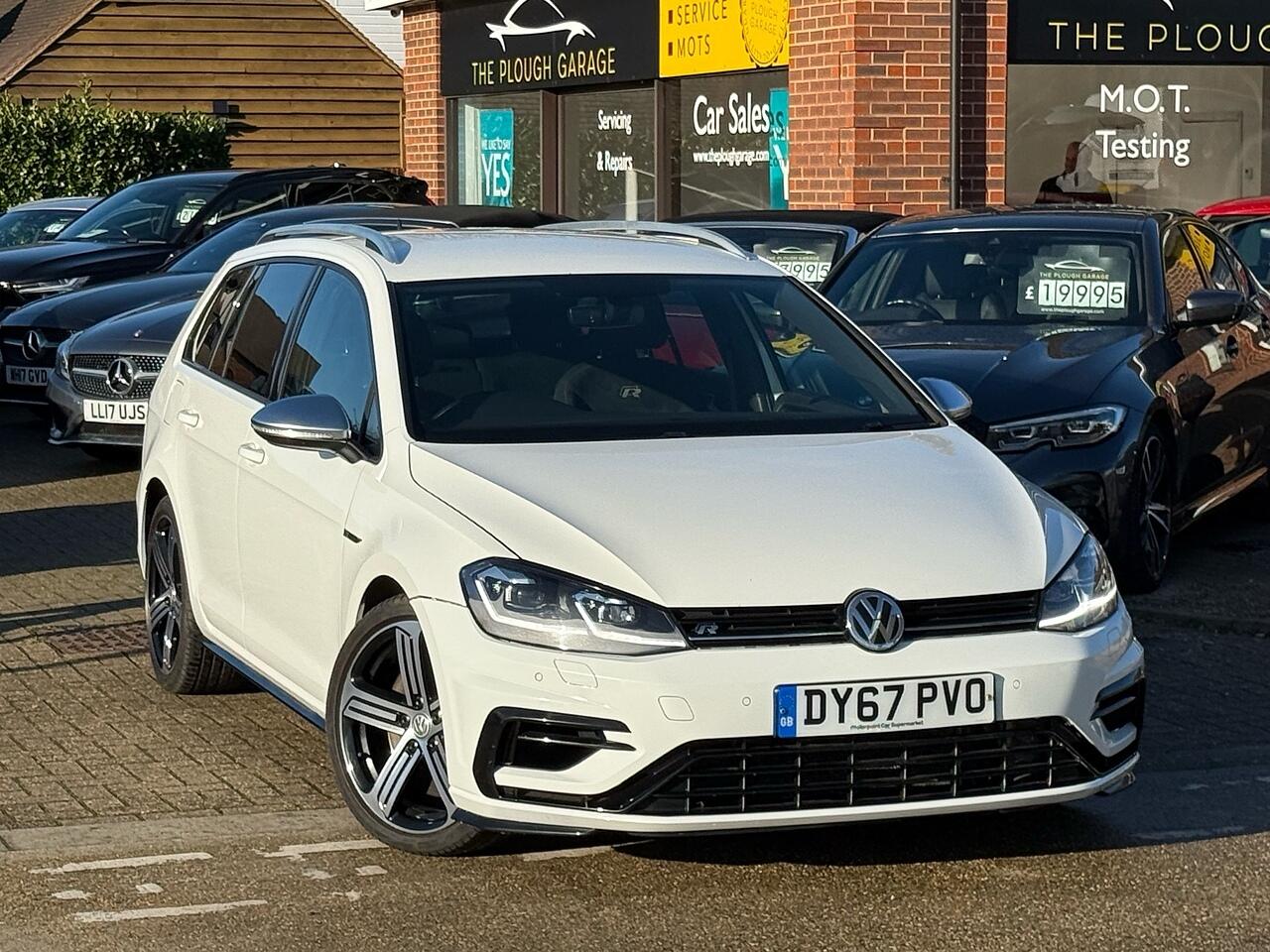 Used Volkswagen Golf 2017 for sale - 77081290: Photo 3