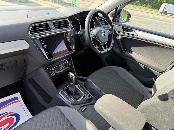 Used Volkswagen Tiguan 2018 for sale - 76240100: Photo 24