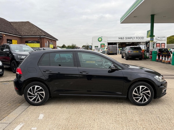 Used Volkswagen Golf 2019 for sale - 76307901: Photo 17