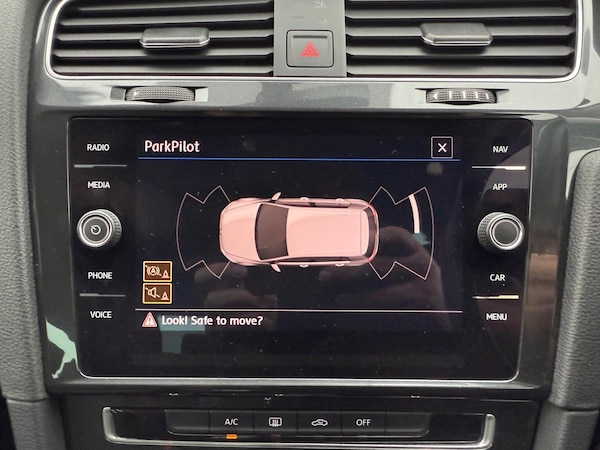 Used Volkswagen Golf 2019 for sale - 76307901: Photo 26