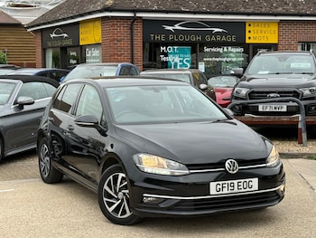 Used Volkswagen Golf 2019 for sale - 76307901: Photo 2