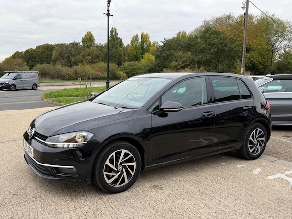 Used Volkswagen Golf 2019 for sale - 76307901: Photo 9