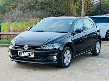 Used Volkswagen Polo 2018 for sale - 76473299: Photo