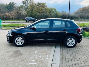 Used Volkswagen Polo 2018 for sale - 76473299: Photo